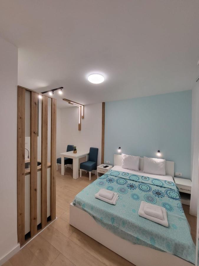 Harmony Suites Sajmiste Zewnętrze zdjęcie