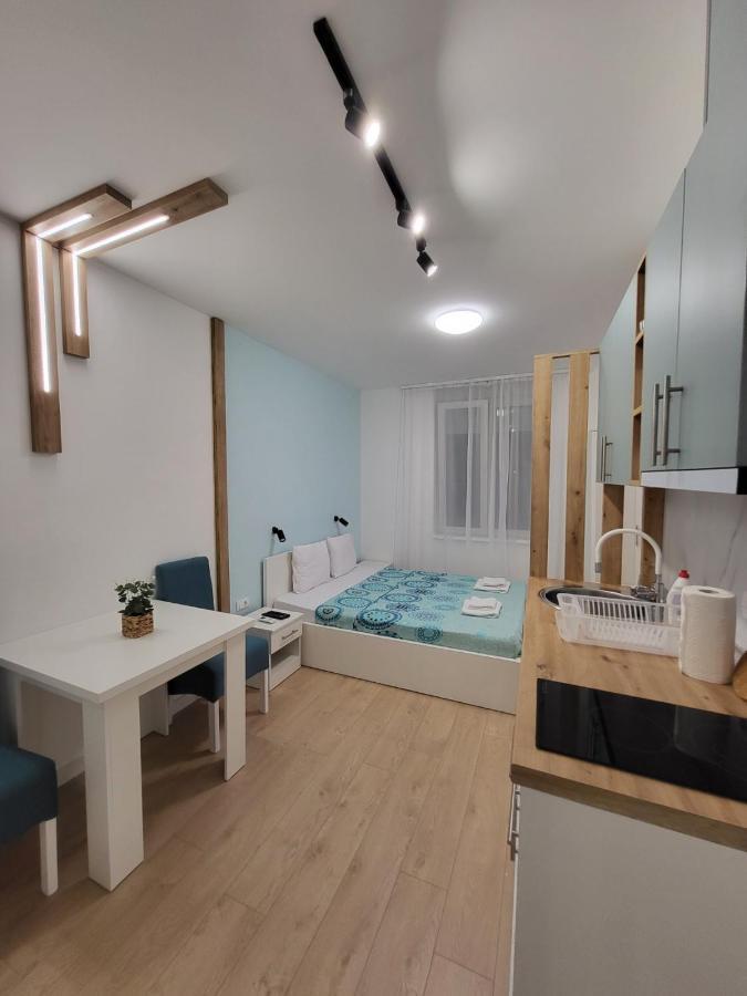 Harmony Suites Sajmiste Zewnętrze zdjęcie