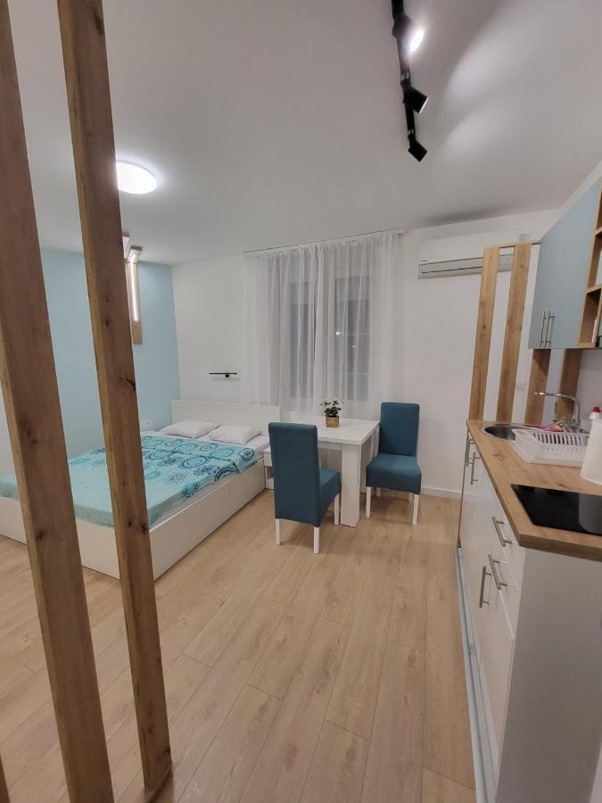 Harmony Suites Sajmiste Zewnętrze zdjęcie