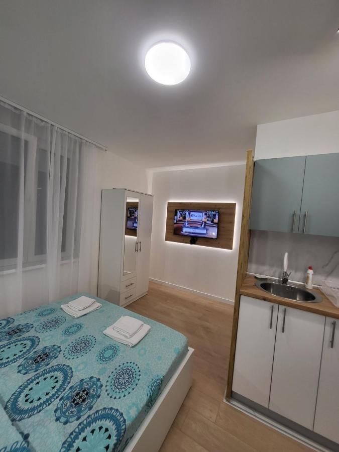 Harmony Suites Sajmiste Zewnętrze zdjęcie