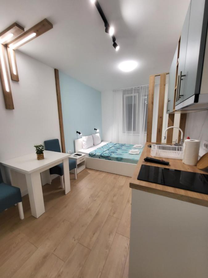 Harmony Suites Sajmiste Zewnętrze zdjęcie